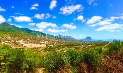  FOR SALE - RESIDENTIAL LAND - petite-riviere-noire  