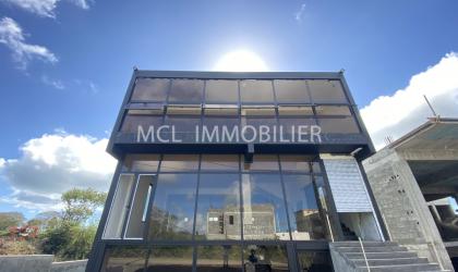  UNFURNISHED RENTAL - COMMERCIAL SPACE - grand-baie  